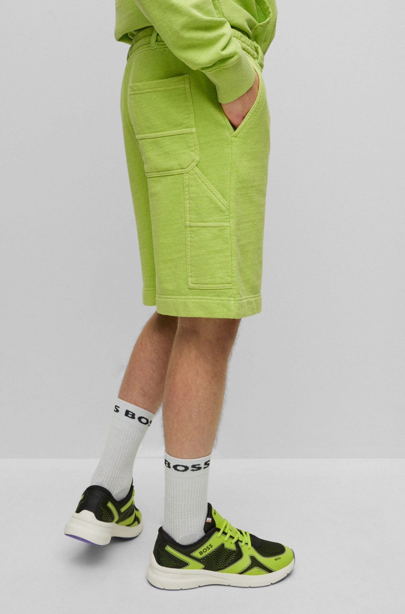 Hugo boss green clearance shorts