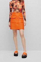 Quilted mini skirt with front zip and patch pockets, Red