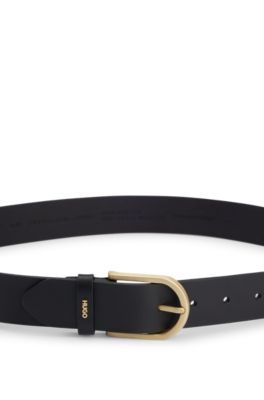 Cintur&oacute;n de piel con letras del logo doradas, Negro