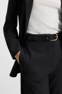 Cintur&oacute;n de piel con letras del logo doradas, Negro