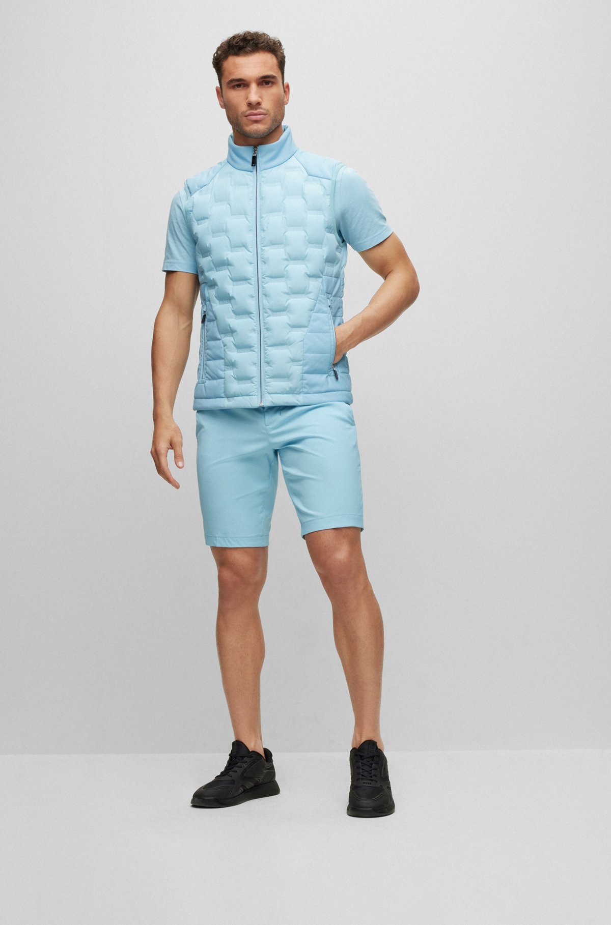 Slim-fit shorts in water-repellent twill, Light Blue
