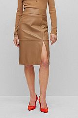 Slim-fit pencil skirt in grained leather, Beige