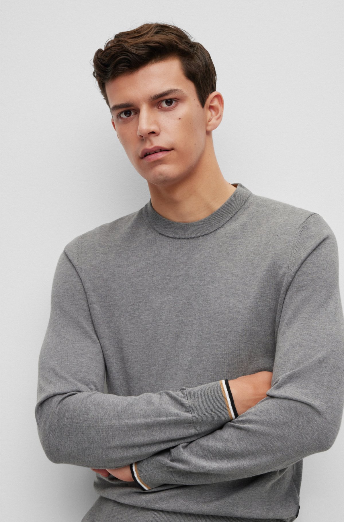Slim Fit Crew-Neck Pullover with Contrast Tipping
