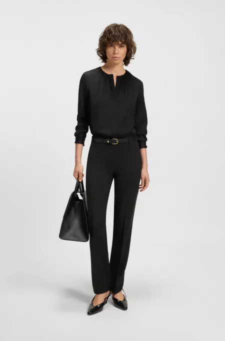 Straight-leg trousers in virgin wool