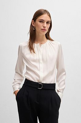 Ruched neck blouse in stretch silk crepe de Chine