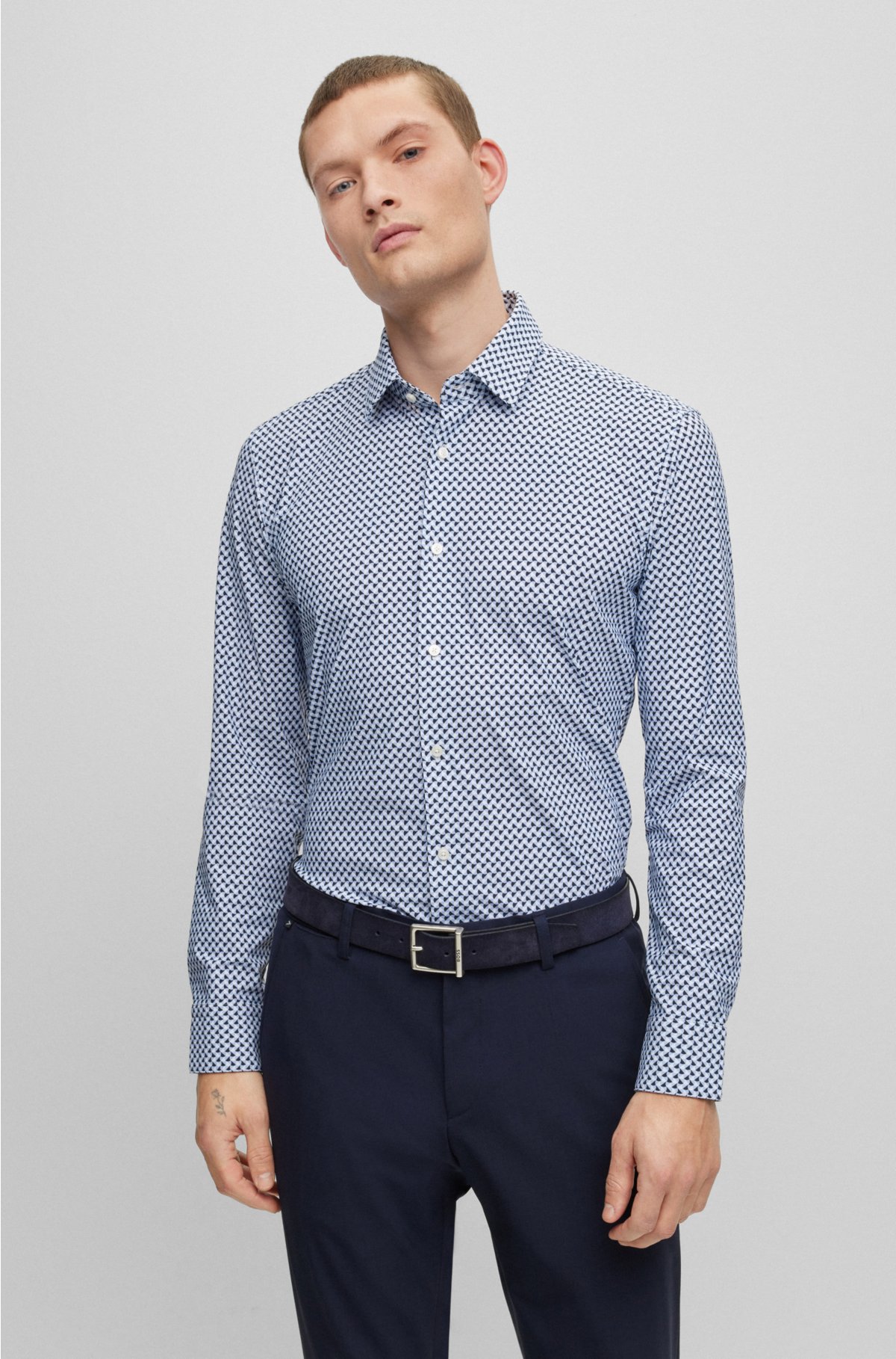 Slim-fit shirt in printed performance-stretch jersey