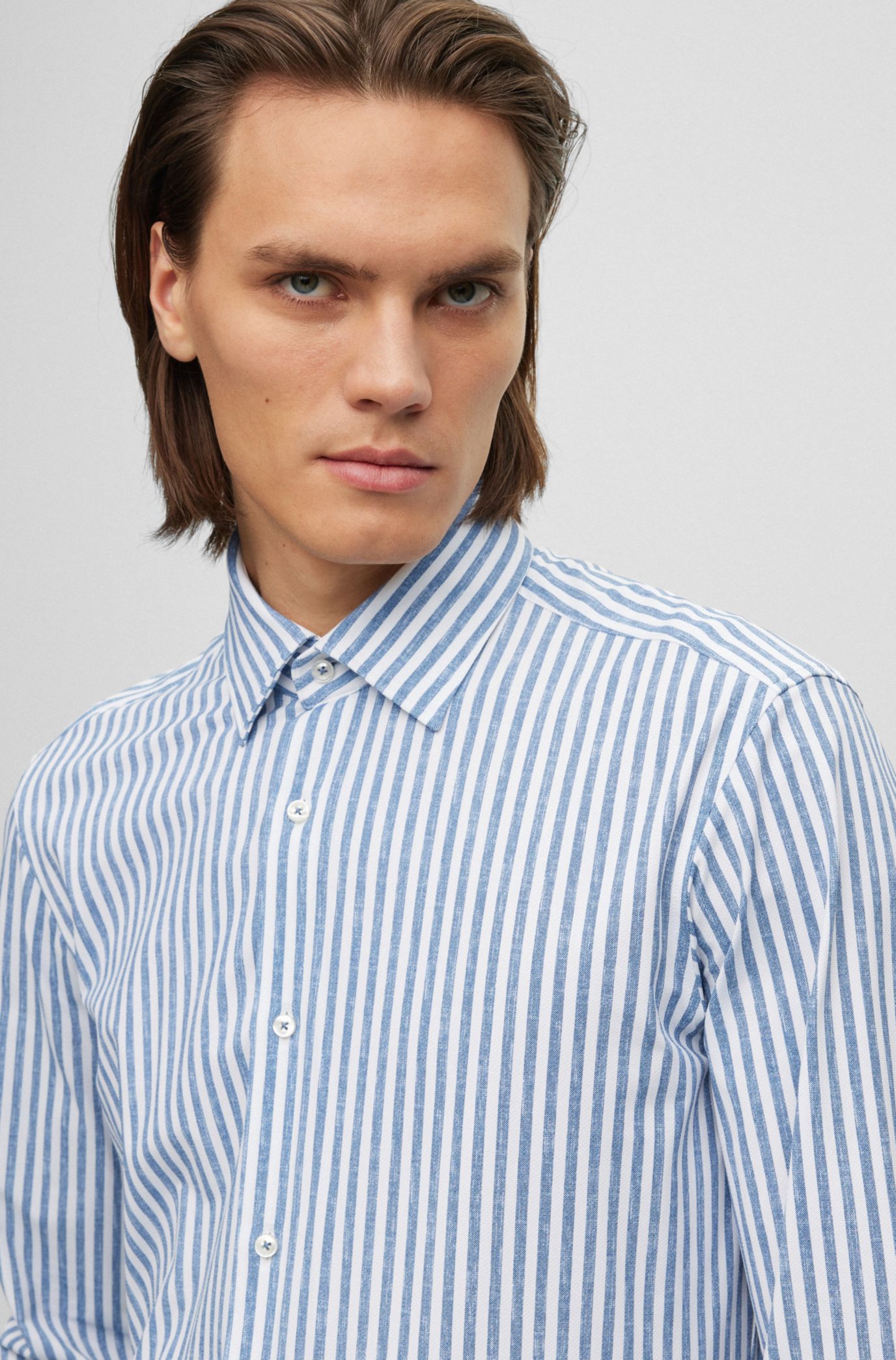 Regular-fit shirt in striped performance-stretch Italian fabric