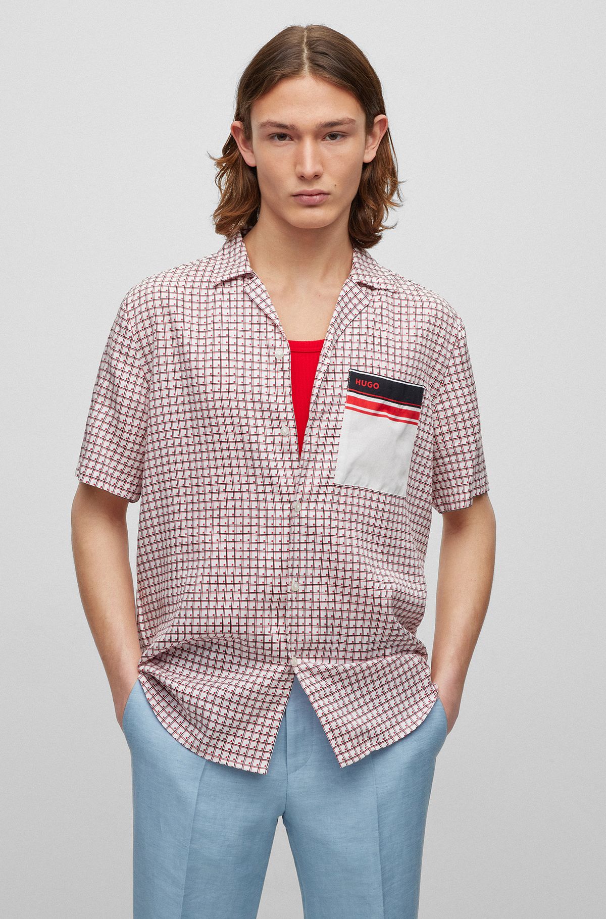 Relaxed-fit shirt in printed poplin with contrast pocket, light pink