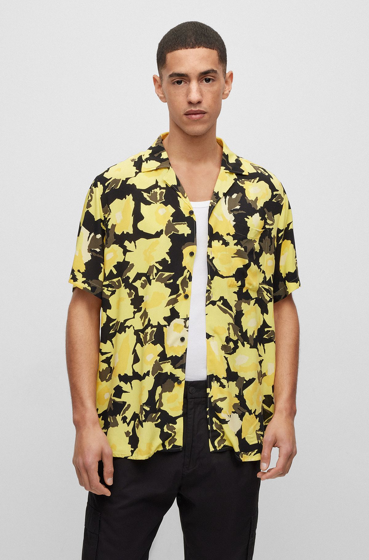 Relaxed-fit shirt in floral-print poplin, Yellow