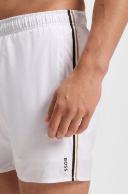 Short de bain avec rayures embl&eacute;matiques et logo, Blanc