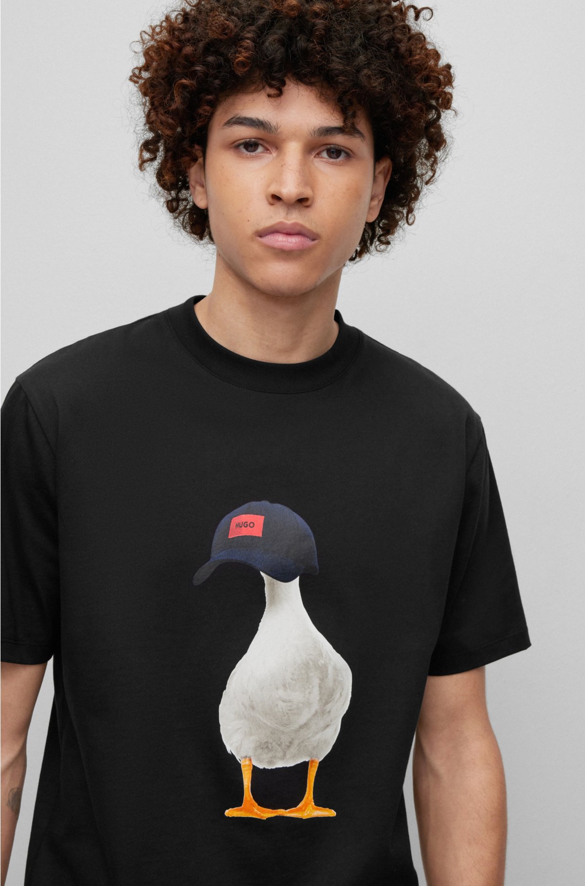 BOSS duck-print Detail T-shirt - Farfetch