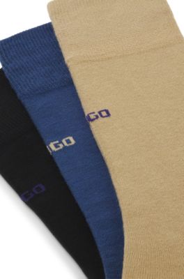 Paquete de tres pares de calcetines de largo est&aacute;ndar con logos, Fantas&iacute;a