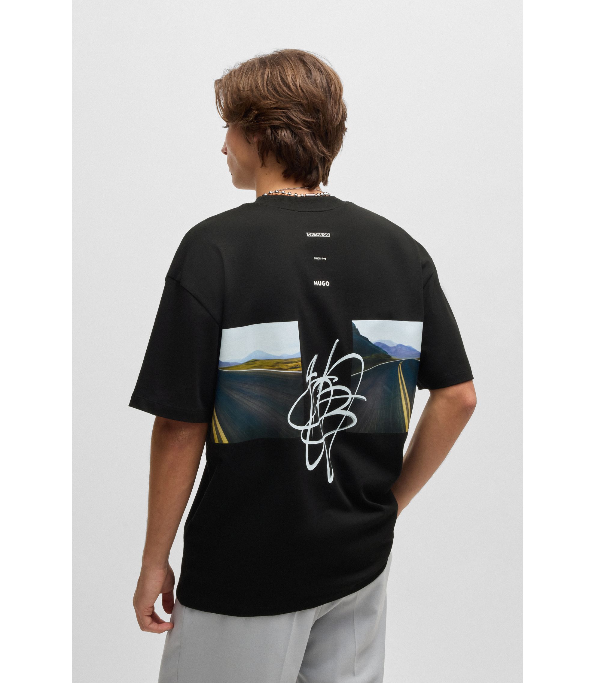 hbna50493447_001_360?wid=1980&