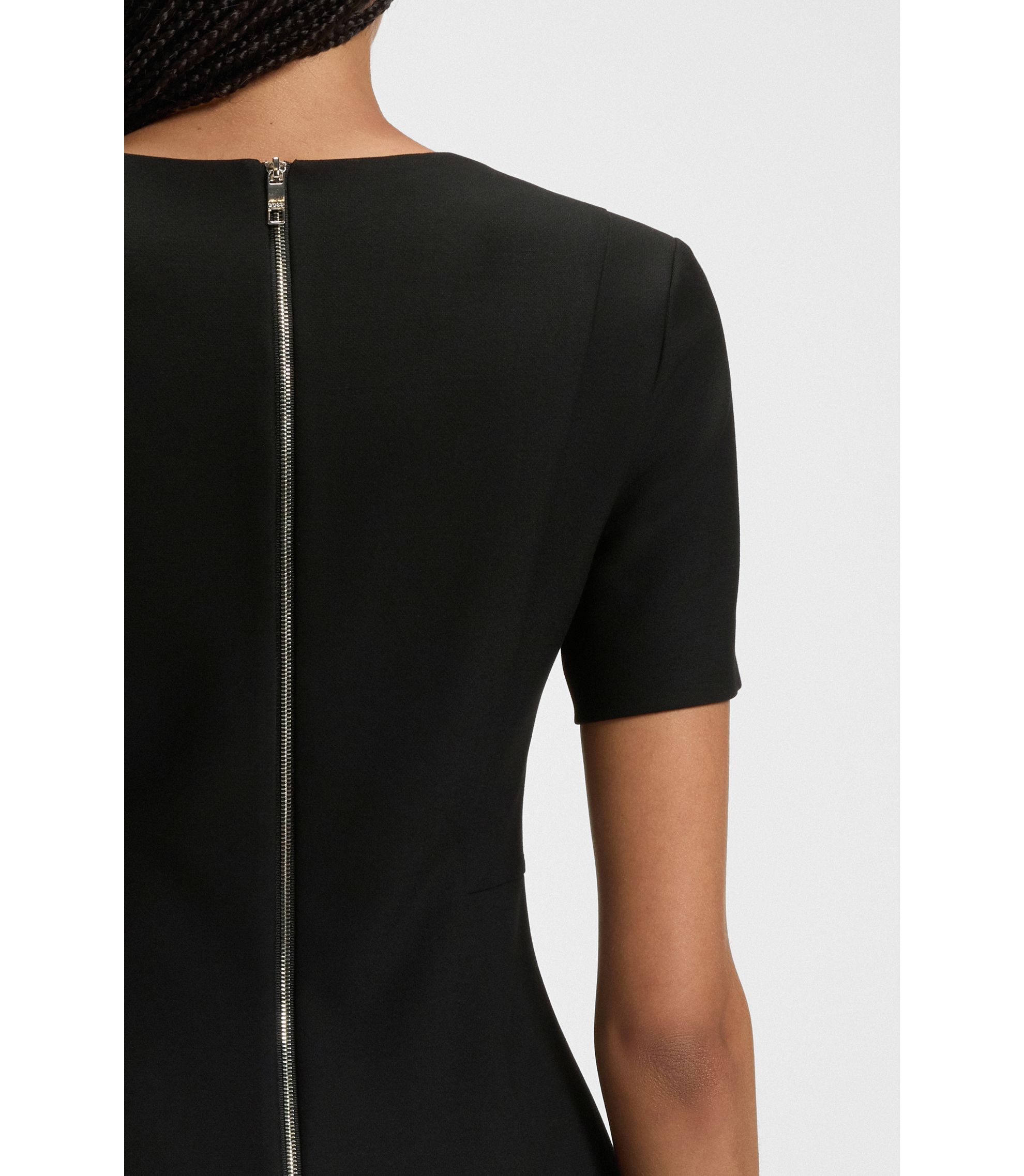 hbna50493529_001_341?wid=1980&