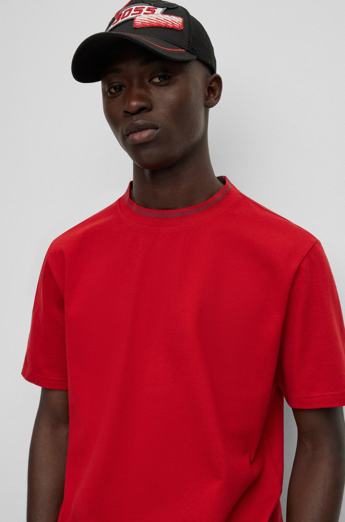 Relaxed-fit T-shirt in cotton jersey with detailed collarband, Red