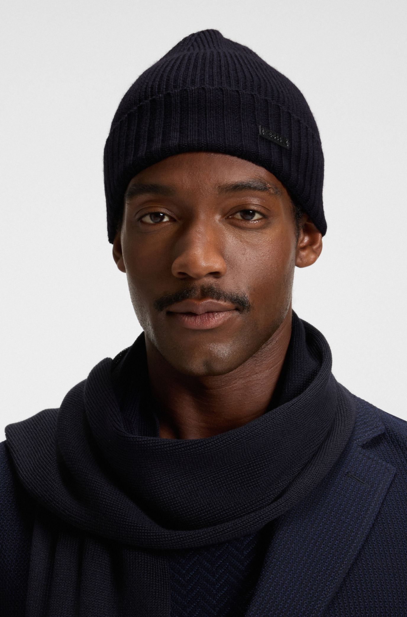 BOSS - Logo-plaque beanie hat in virgin wool - Dark Blue