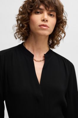 Robe avec encolure crant&eacute;e et ceinture &agrave; nouer, Noir