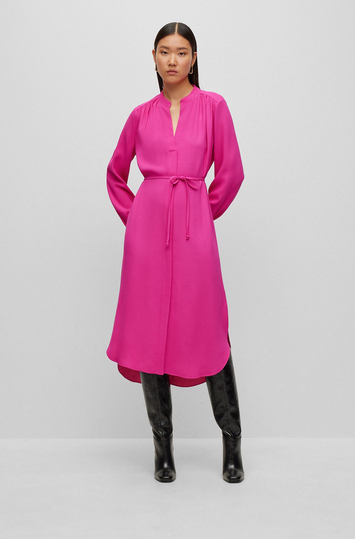 Belted dress with collarless V neckline and button cuffs, Pink