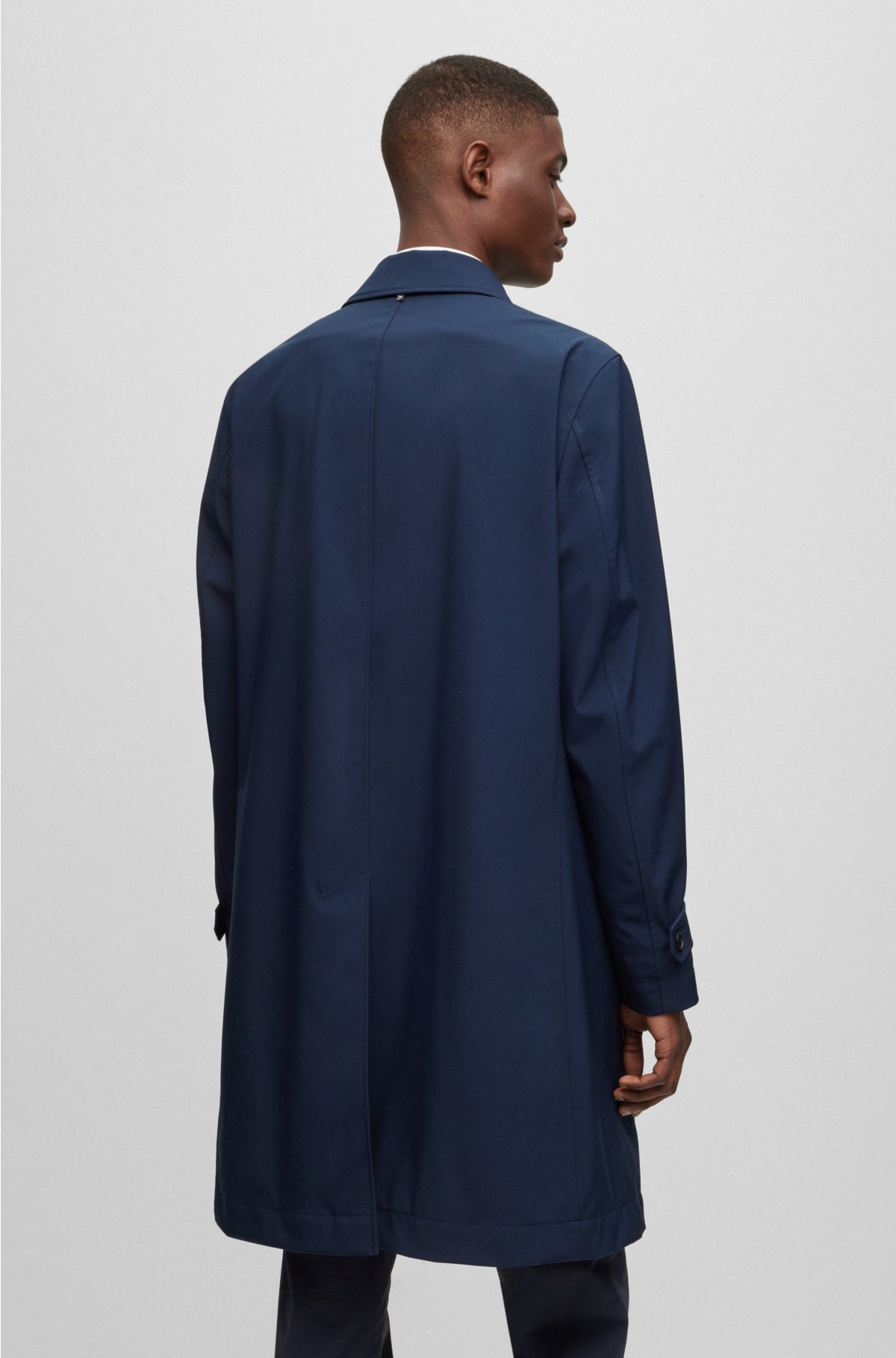 Water-repellent coat in performance-stretch softshell material, Dark Blue