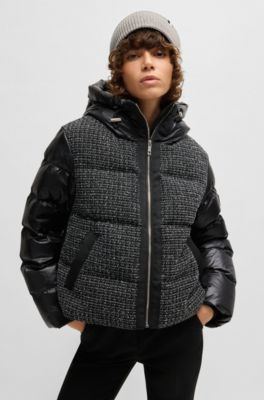 Gorro de punto de canal&eacute; con detalle de rayas de la marca, Gris claro