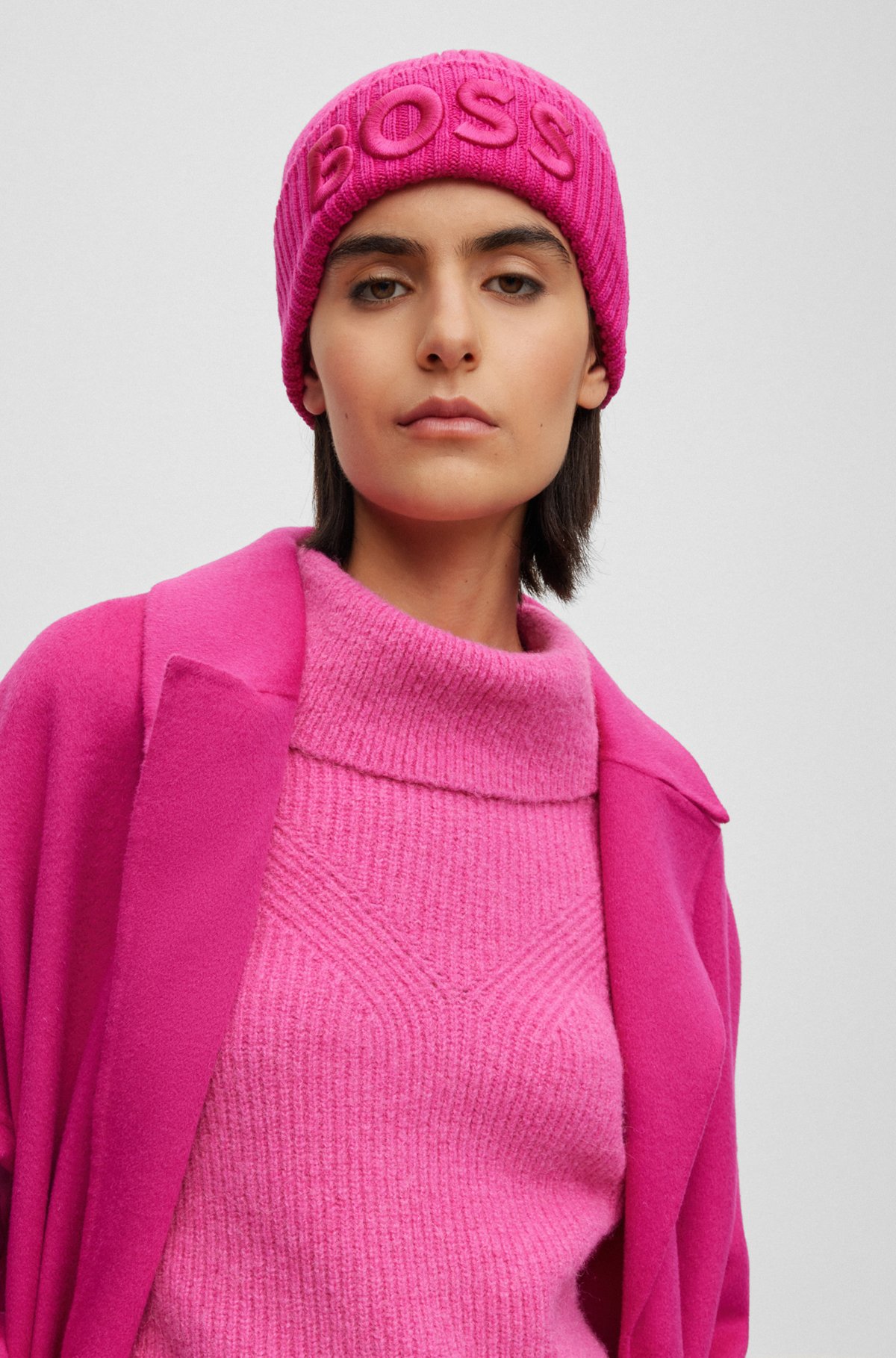 Logo-embroidered rib-knit beanie hat in virgin wool, Pink