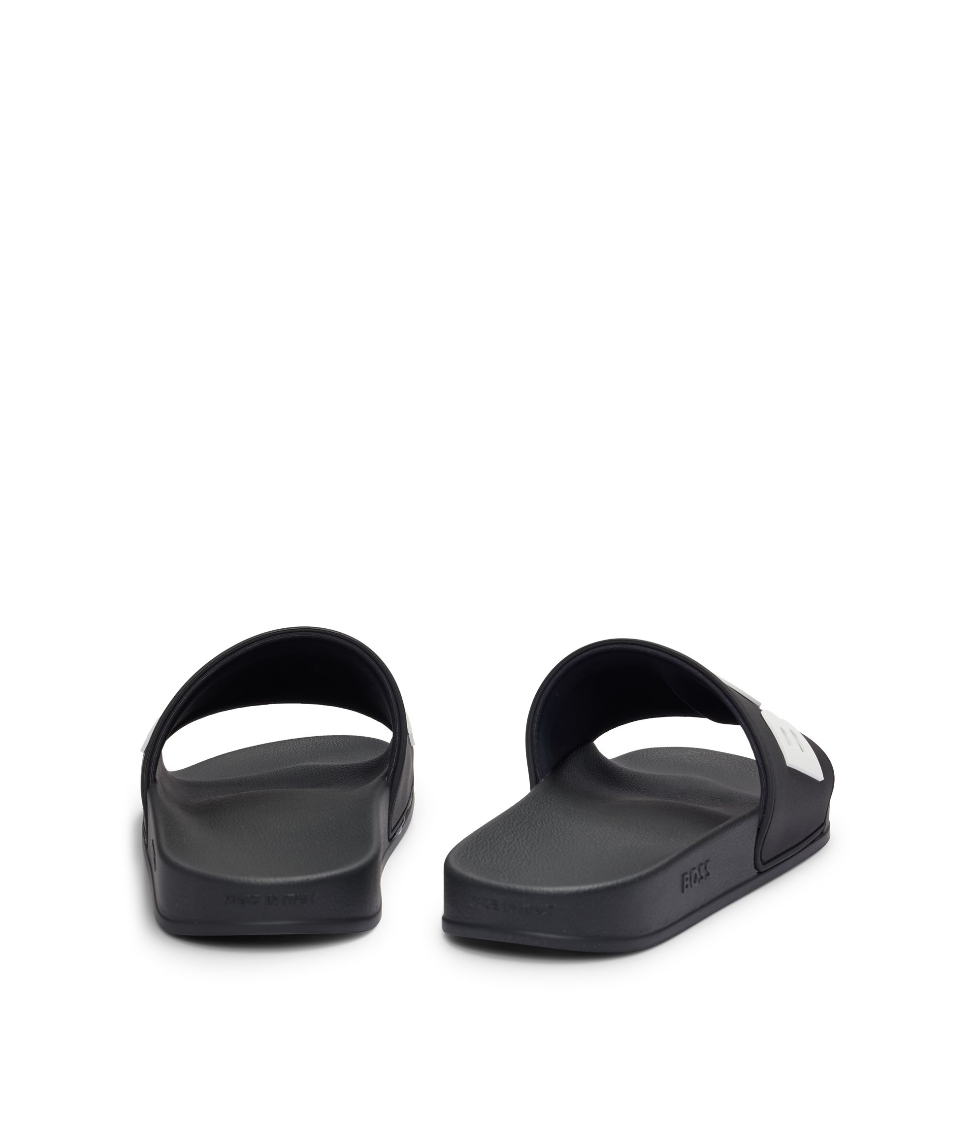 hbna50498241_001_210?wid=1980&