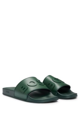 Chanclas con logo en relieve fabricadas en Italia, Cal