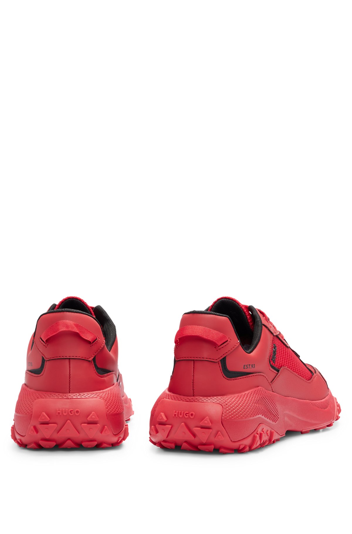 Low-top trainers with open-mesh uppers, Light Red