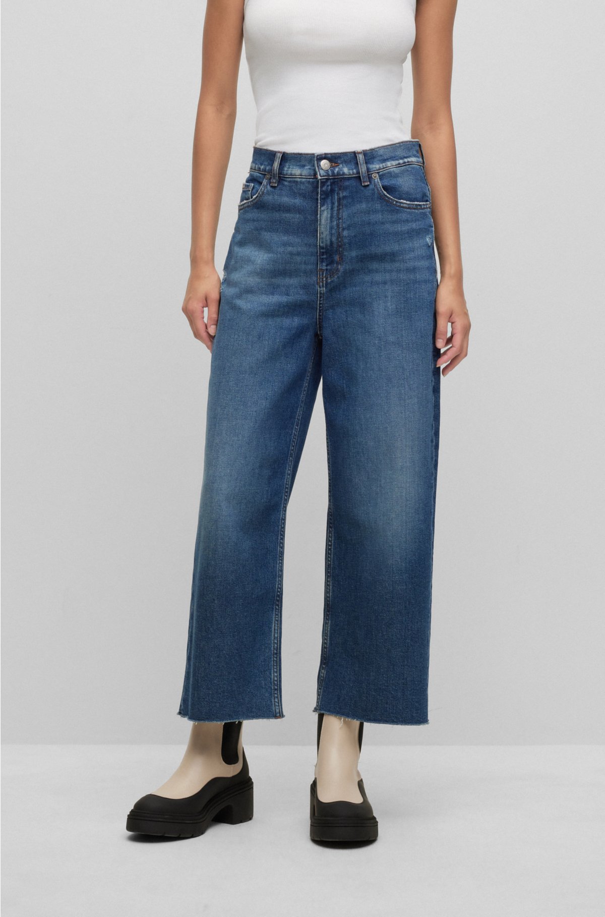 High-waisted wide-leg jeans in blue denim