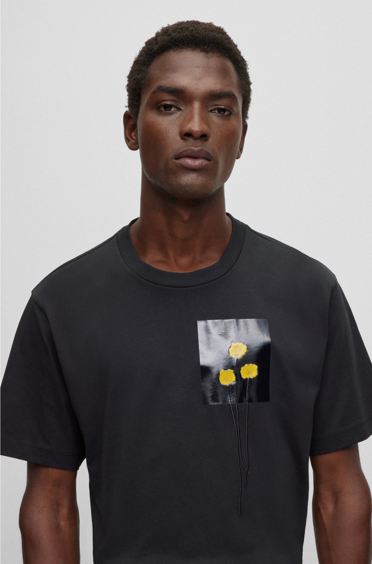 Interlock-cotton T-shirt with faux flower petals, Black