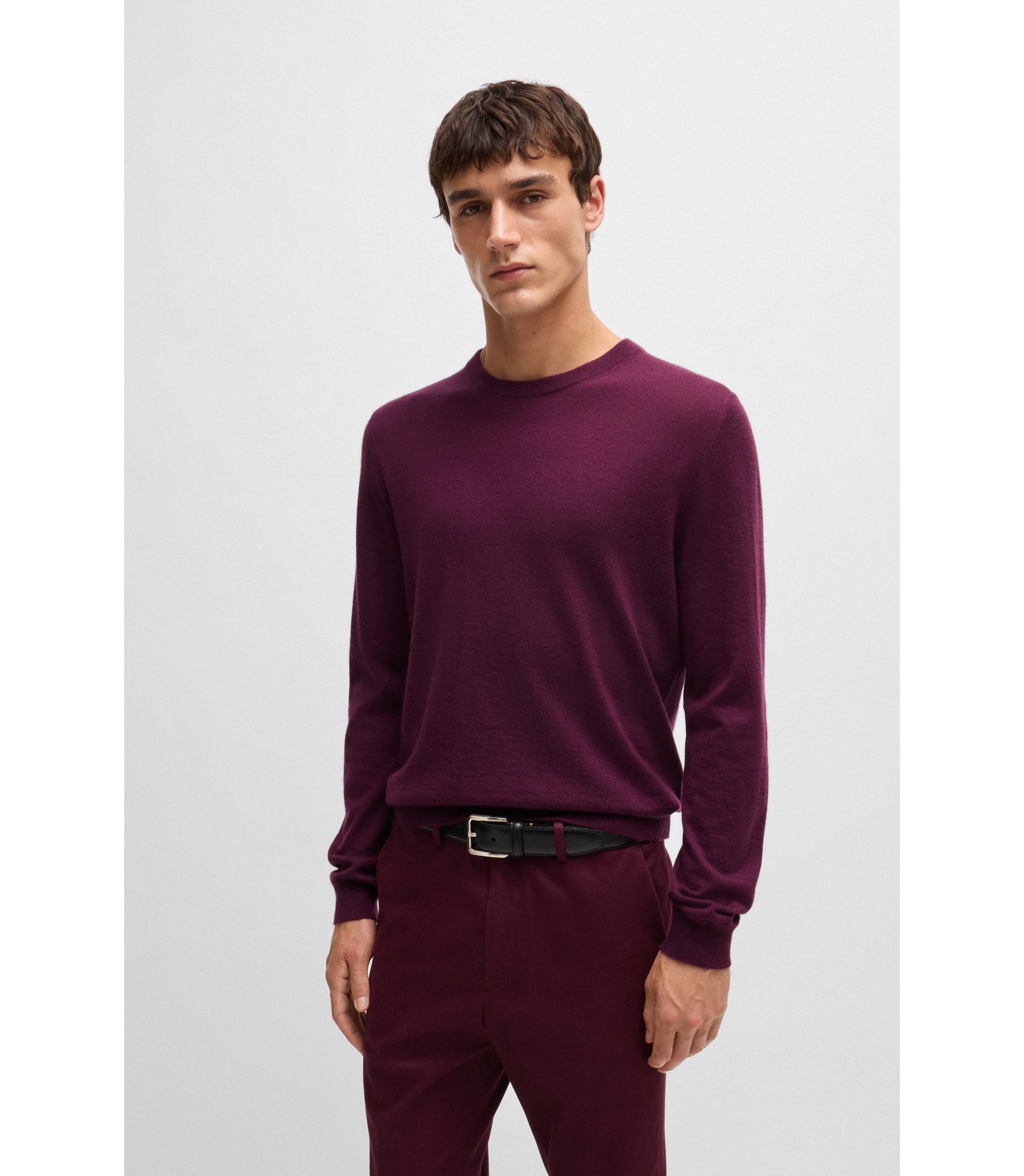 BOSS - Cashmere sweater in a regular fit - Dark Purple