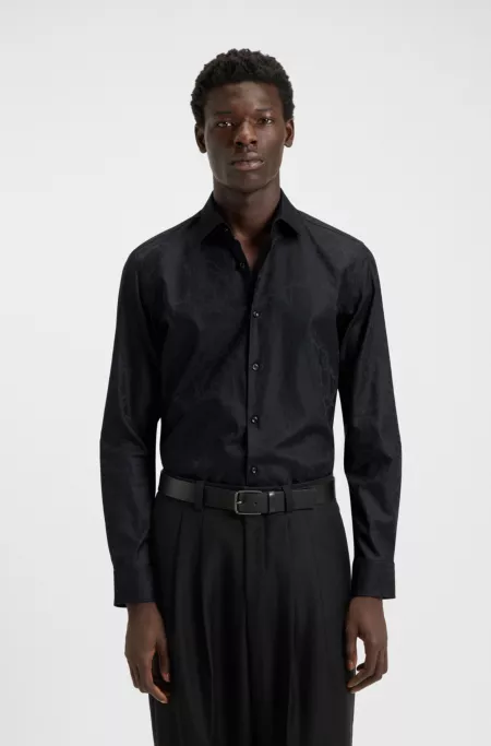 Slim-fit shirt in cotton with a stacked-logo jacquard