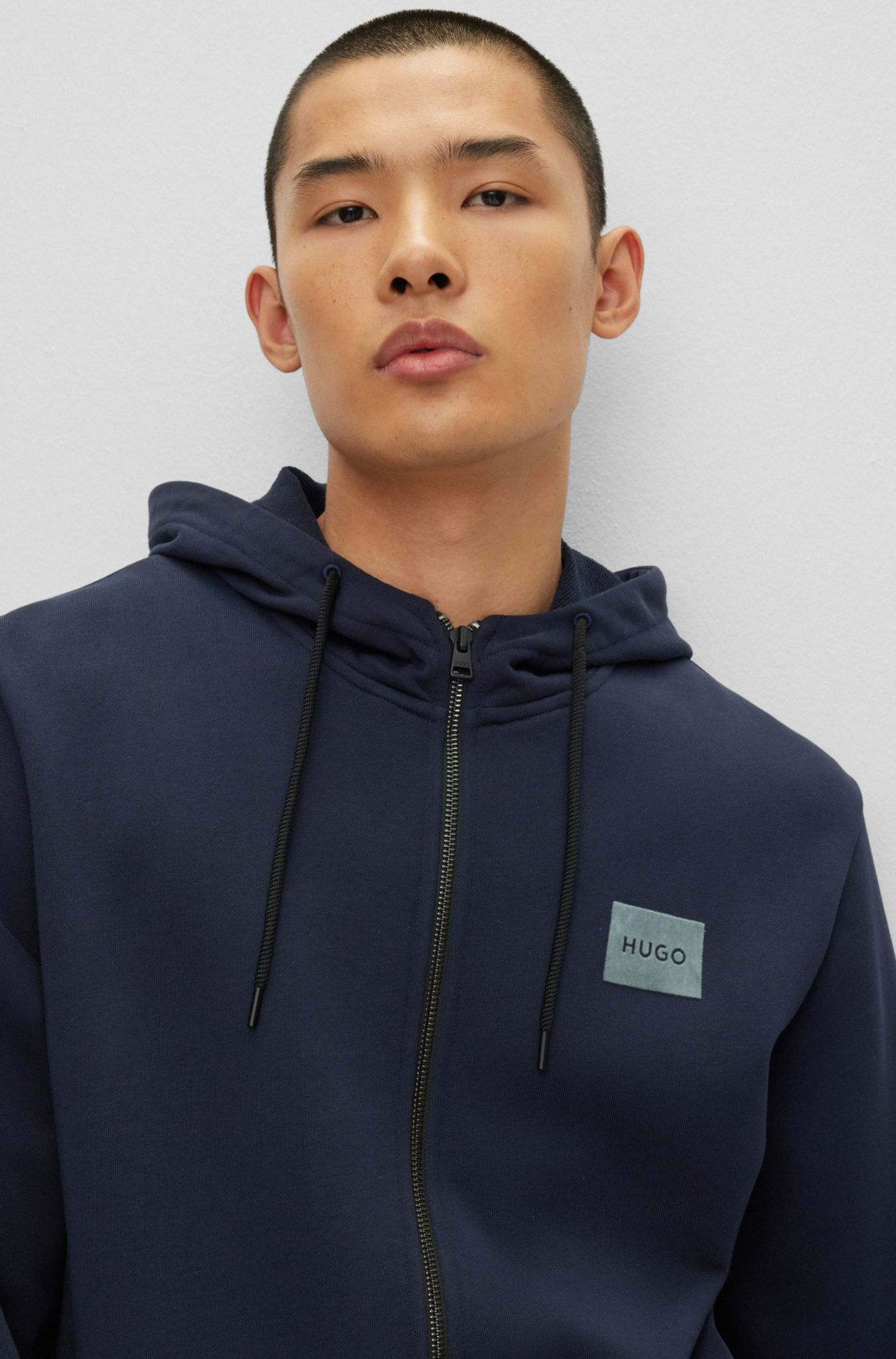 Hugo boss discount zip hoodie blue