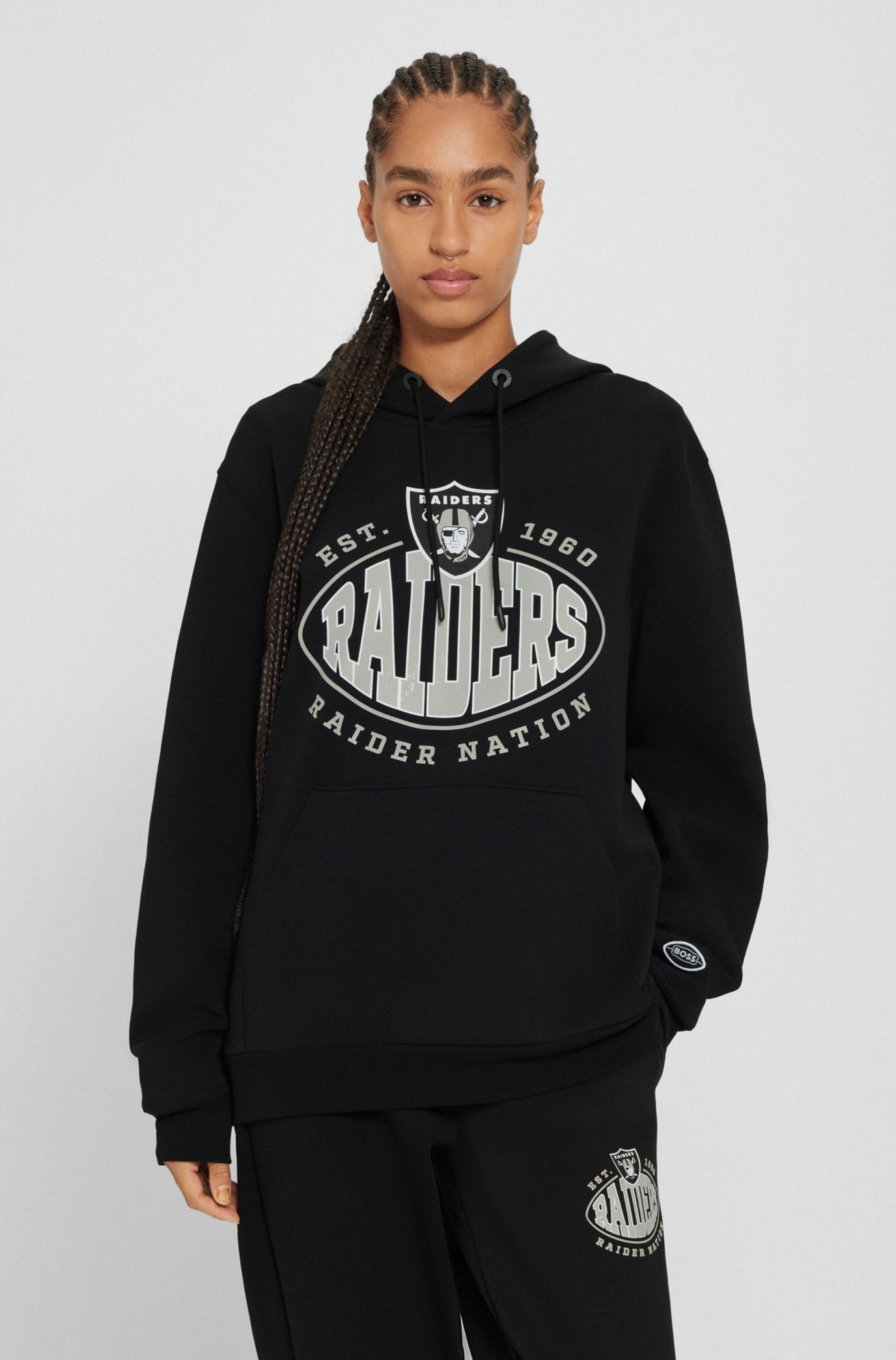 Raiders women's hot sale sweatshirt