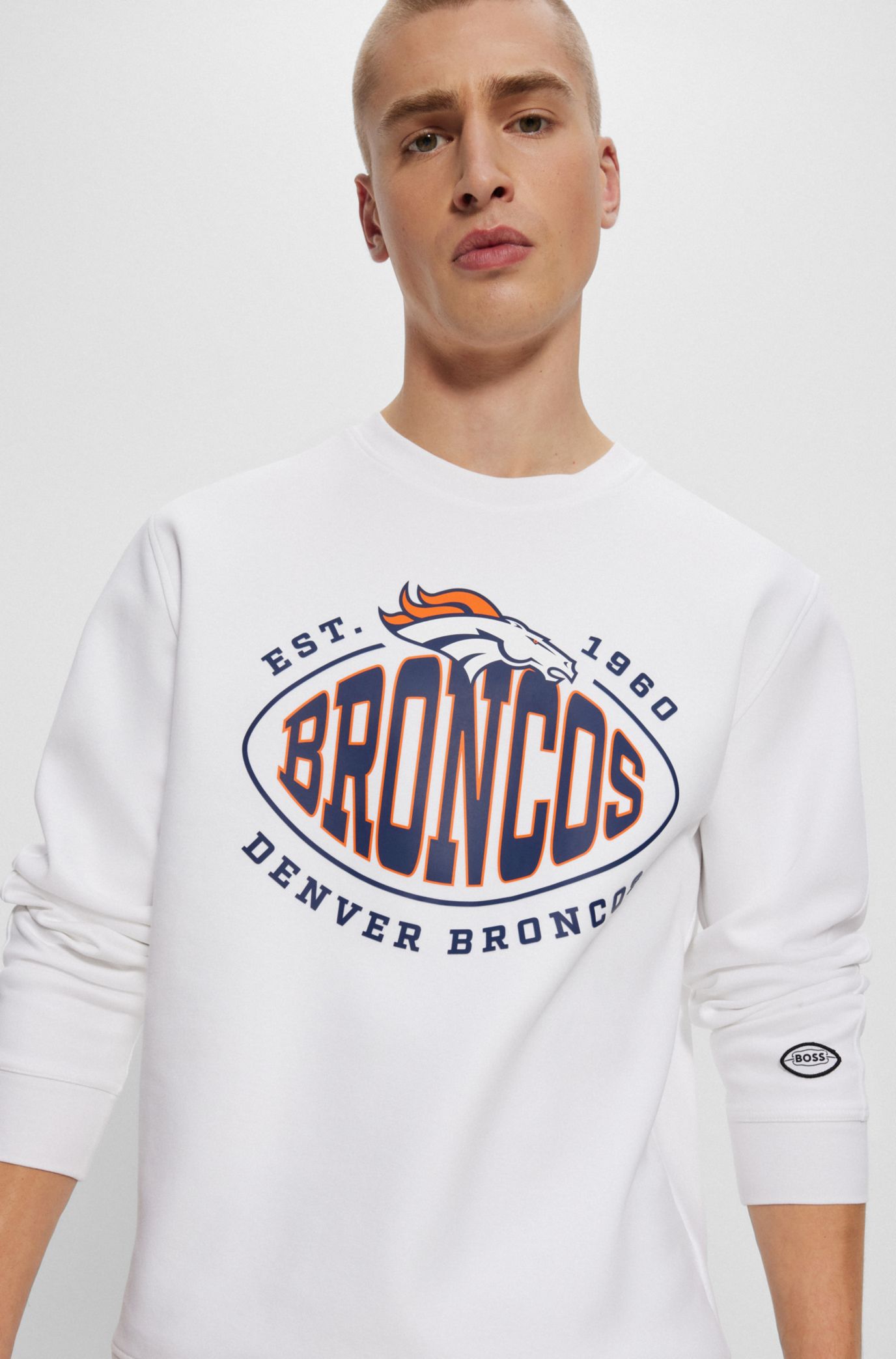 Denver broncos white clearance sweatshirt