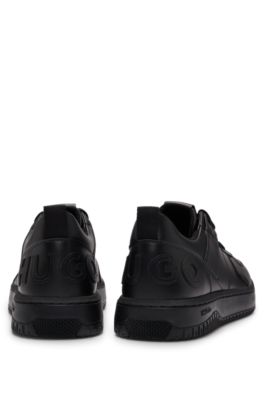 Deportivas de diferentes materiales con logo en relieve, Negro