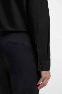 Camisa slim fit de lona de algod&oacute;n el&aacute;stico, Negro