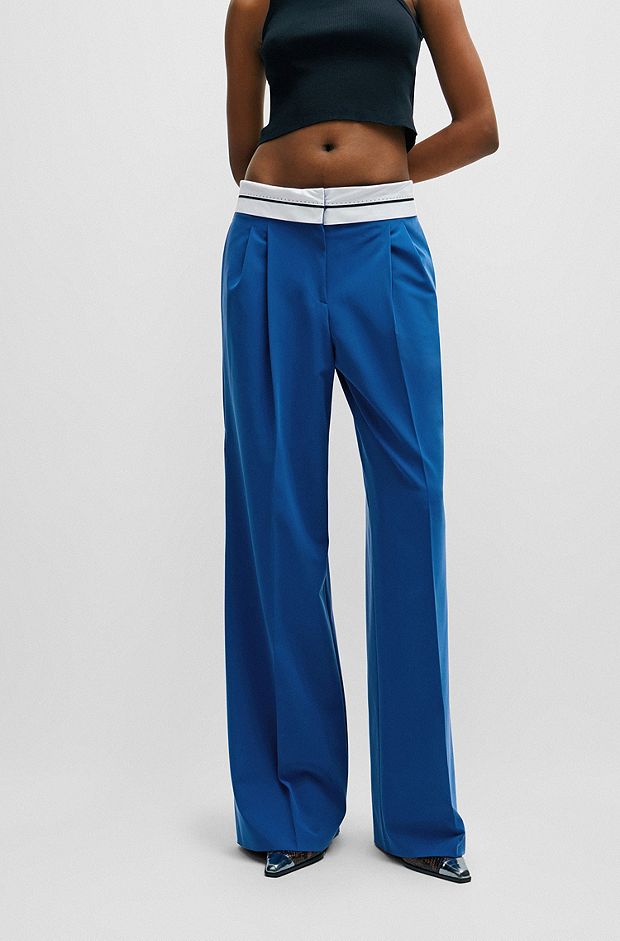 Pantalones relaxed fit con detalle de cintura vuelta, Azul