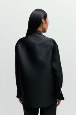Relaxed-fit blouse in soft satin with point collar, Black
