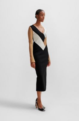 Long-sleeved knitted dress with ribbed structure and V neckline, Patterned