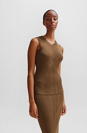 Sleeveless knitted top with ribbed structure, Light Brown
