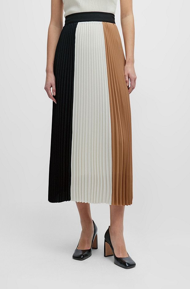 Plissé skirt in signature colors with high-rise waist, White