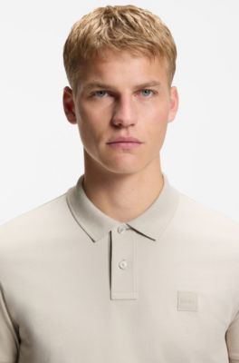 Polo slim fit de algod&oacute;n el&aacute;stico con parche de logo, Gris claro