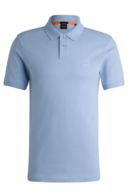 Polo slim fit de algod&oacute;n el&aacute;stico con parche de logo, Celeste