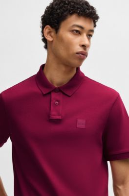 Polo slim fit de algod&oacute;n el&aacute;stico con parche de logo, Rojo claro