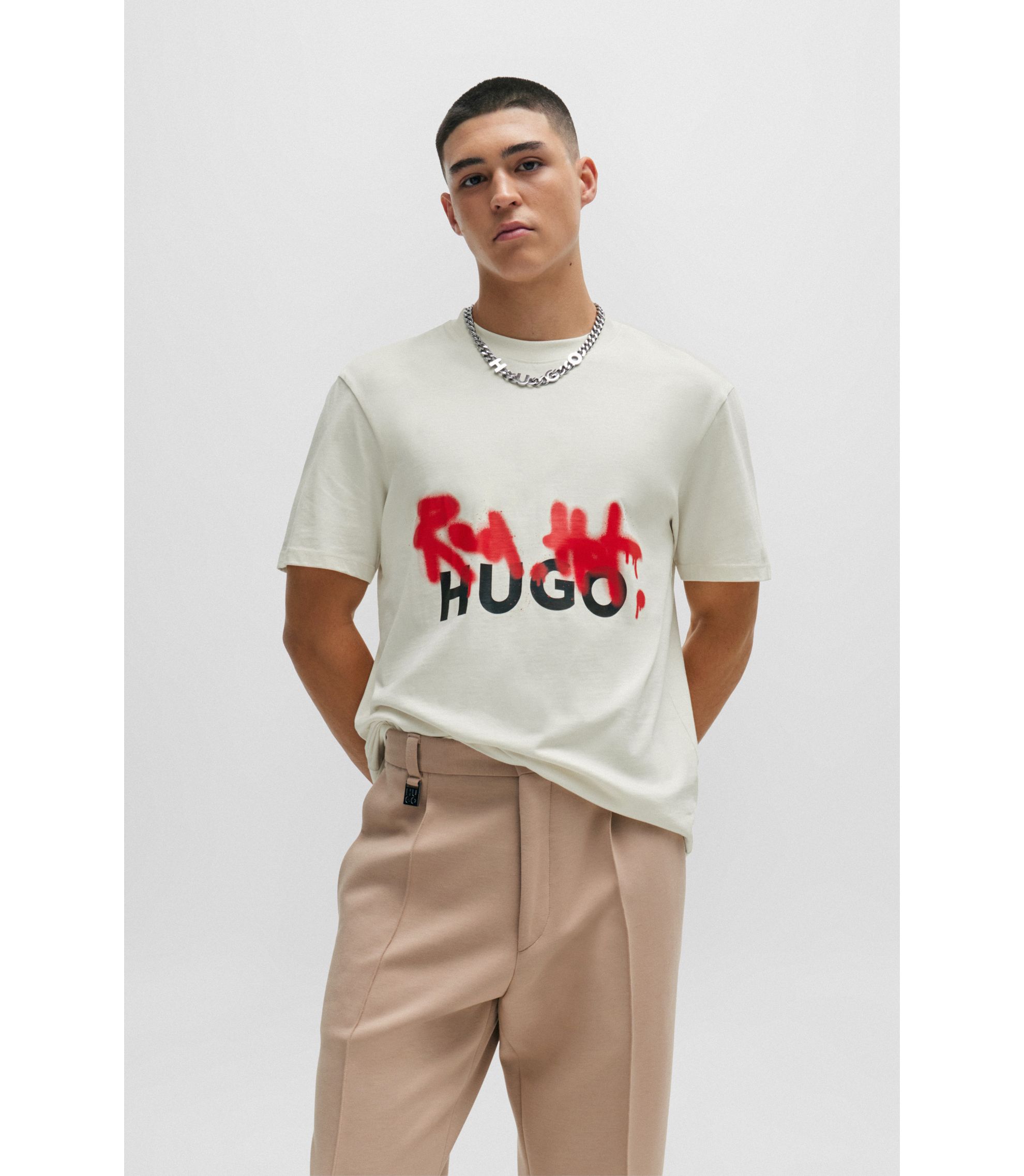 hbna50508513_121_350?wid=1980&