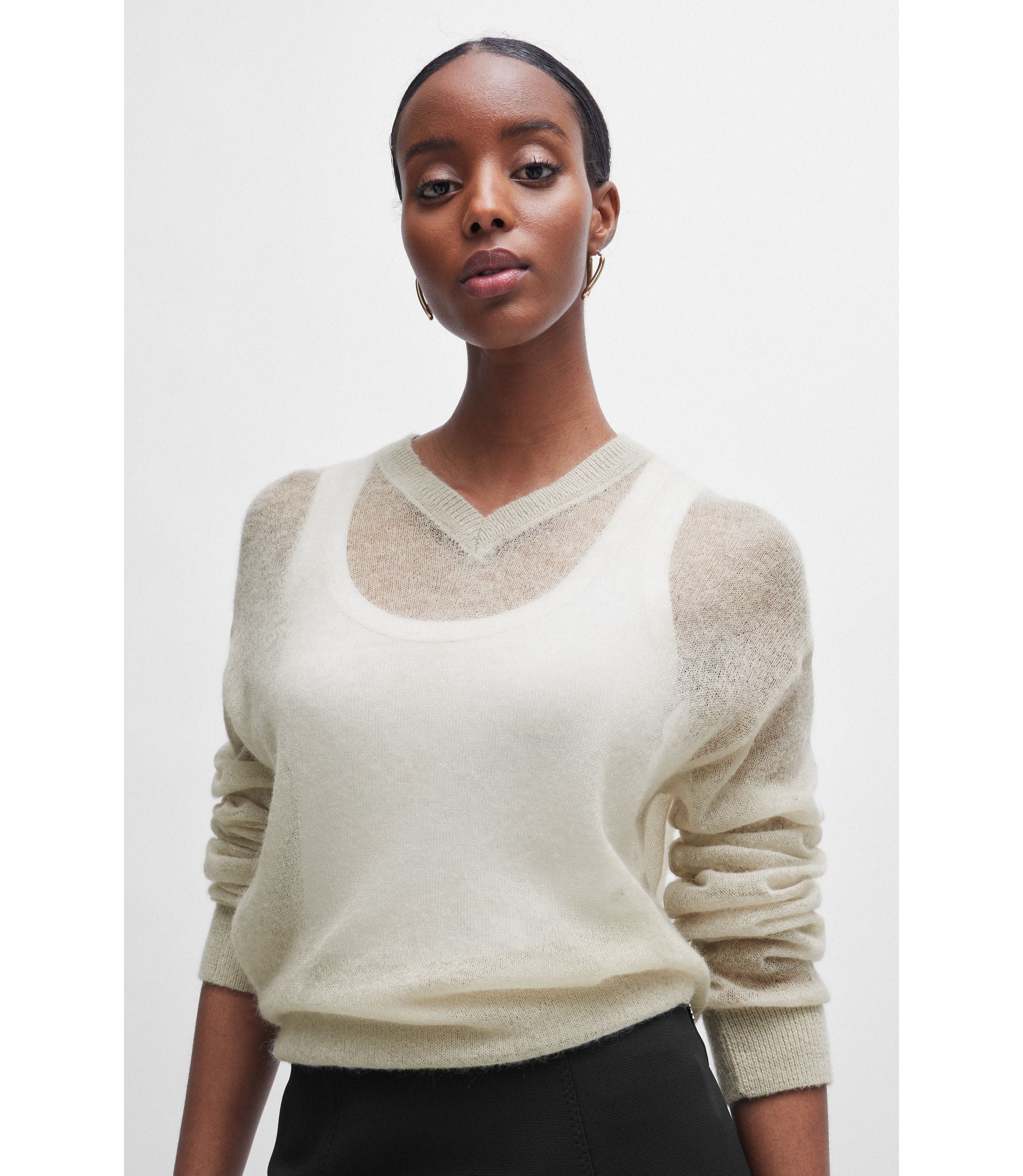 hbna50508556_297_340?wid=1980&