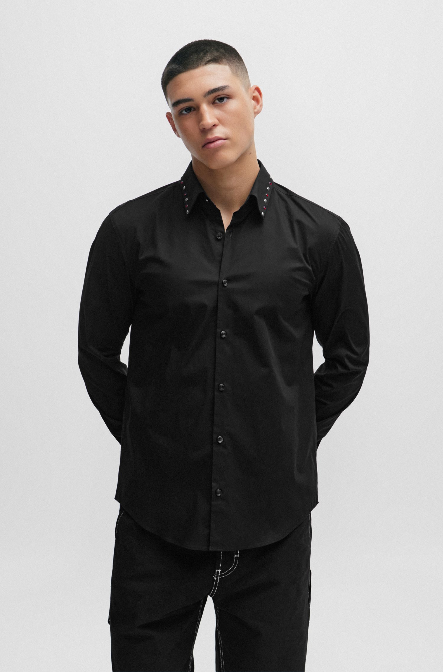 Slim-fit shirt stretch cotton with studded collar
