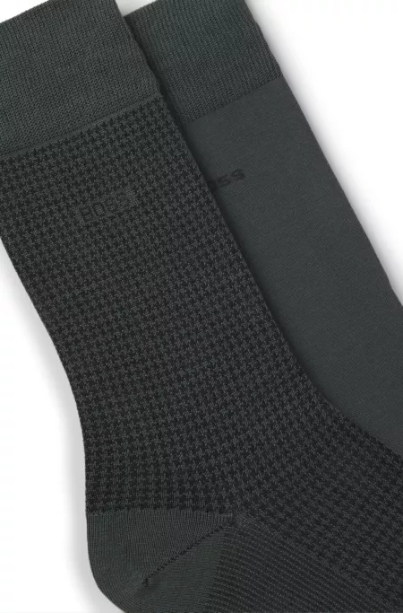 Two-pack of cotton-blend socks in a regular length