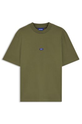 Camiseta de algod&oacute;n con cuello de canal&eacute; e insignia con logo, Cal